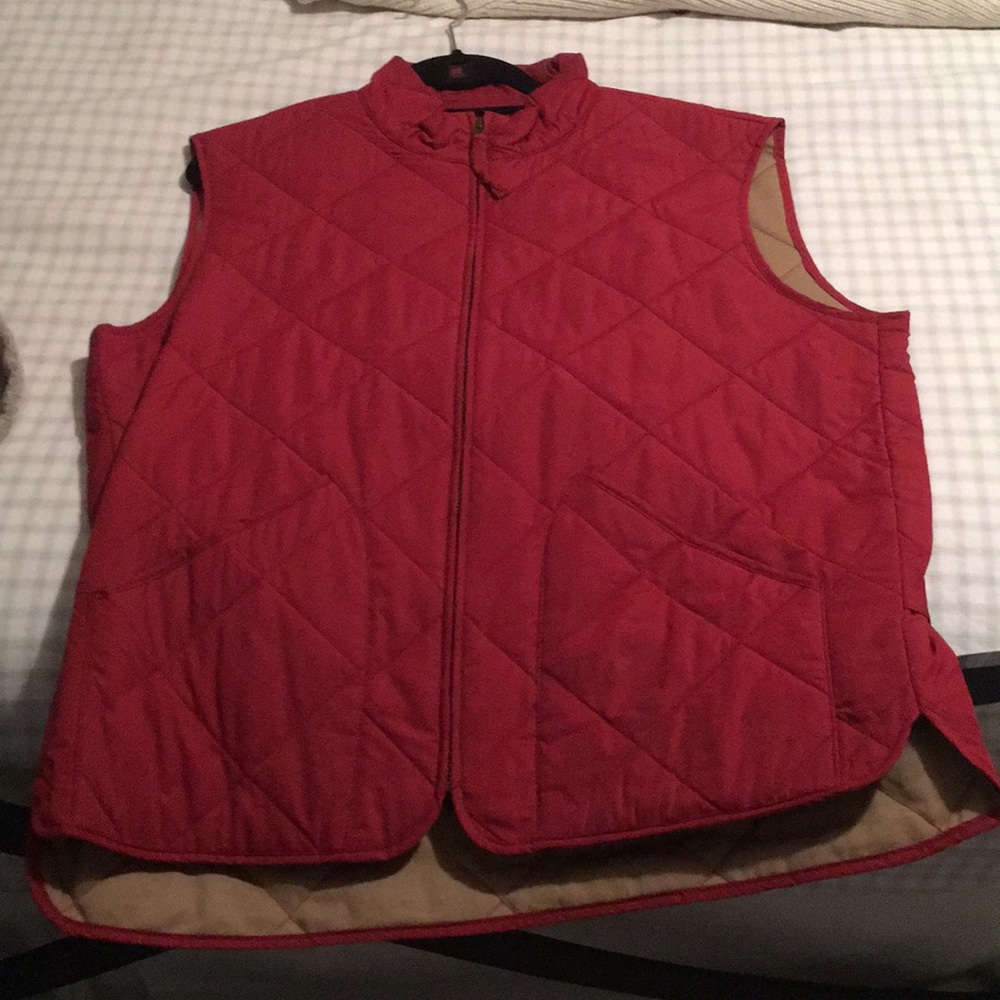 Large J crew red vest